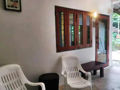 Small Double Room — Fern House Retreat